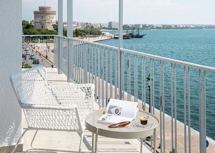 Primavera Seafront Apt By Halu! Next To White Tower