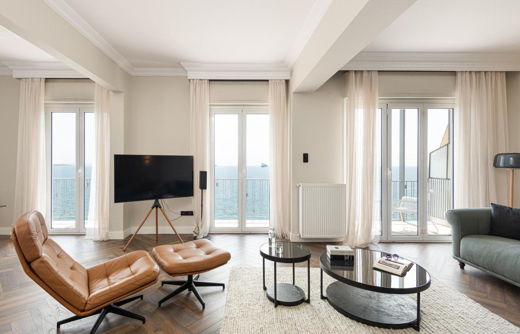Primavera Seafront By Halu! Next To White Tower * Thessaloniki