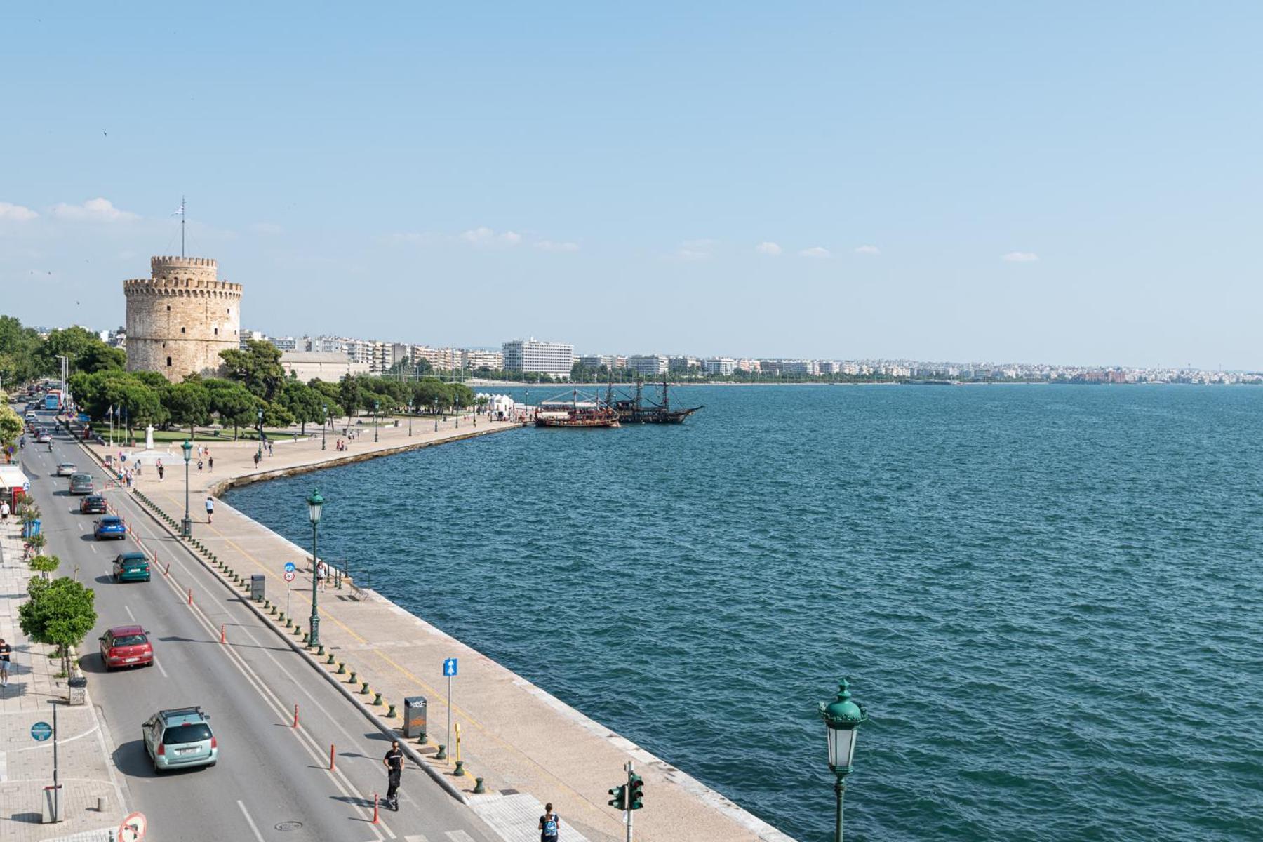 Primavera Seafront By Halu! Next To White Tower Apartment